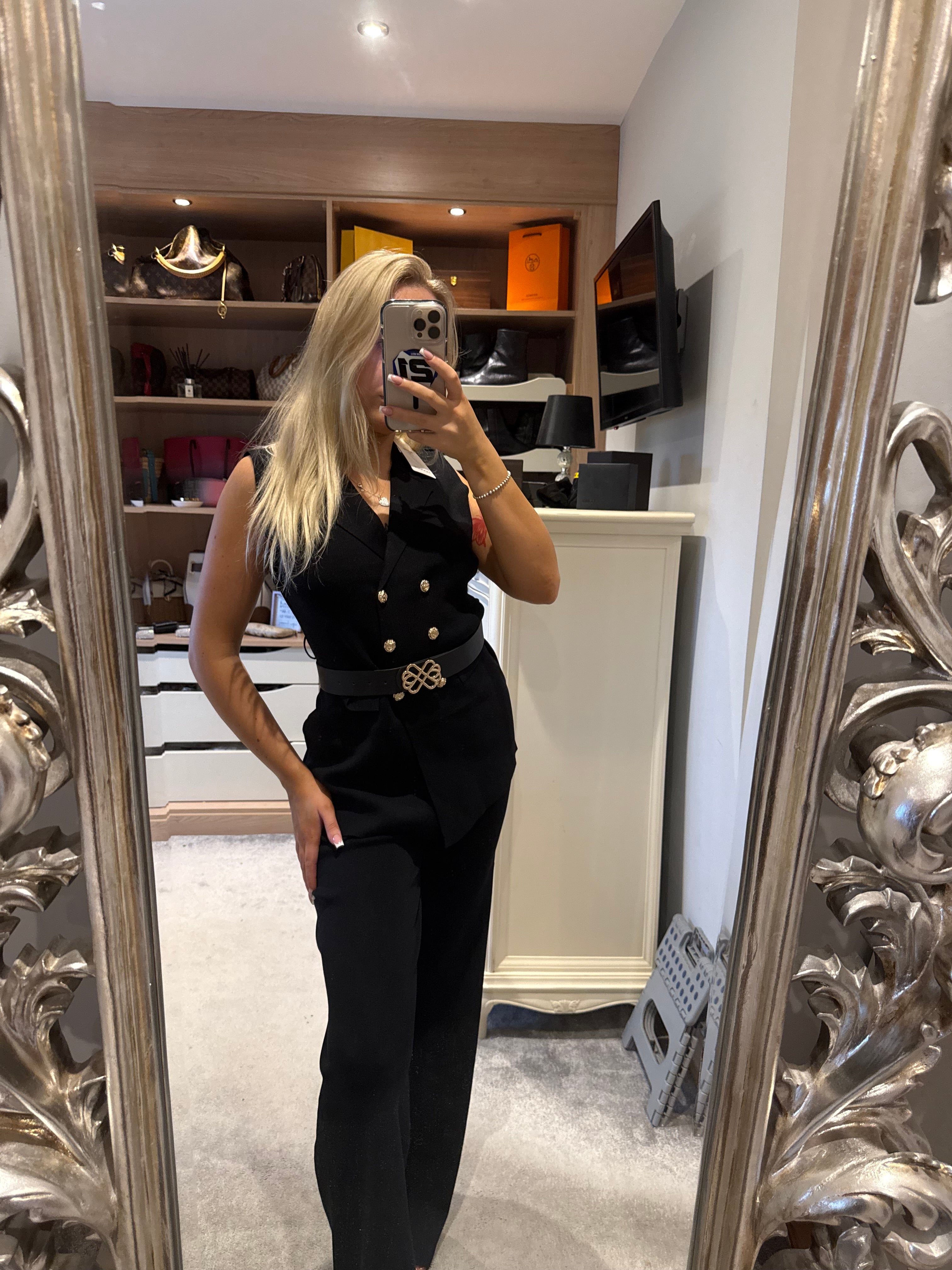 Black thick belted set